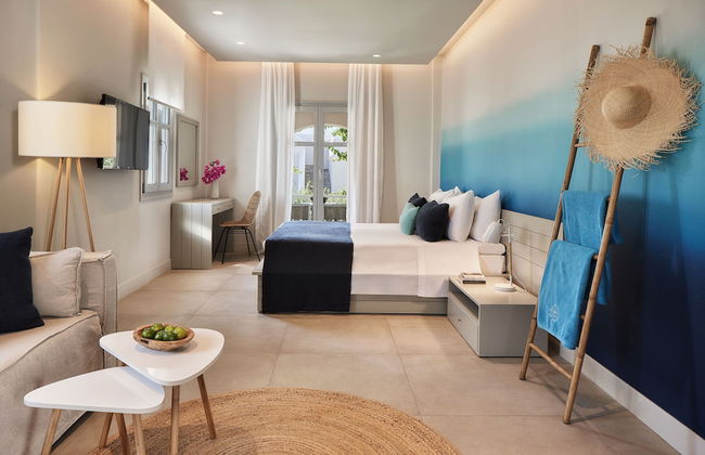 Poseidon of Paros - Photo 19