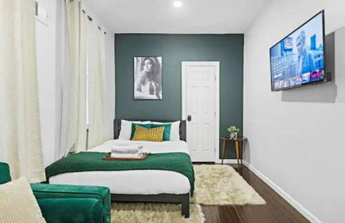 W3S - Large 7br 3bath - Sleeps 20 - 3 Living rooms - Yard and Deck - Foto 51