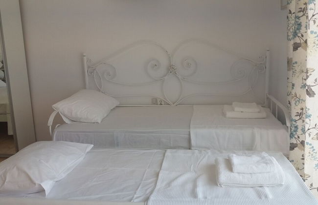 Estate Dafnopanagia Luxury Apartment - Photo 31