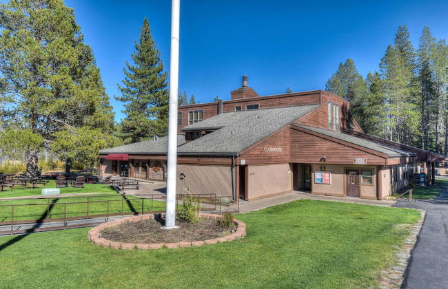 Paradise Pines 3BR Secluded Cabin Minutes in Tahoe Donner! - Foto 33