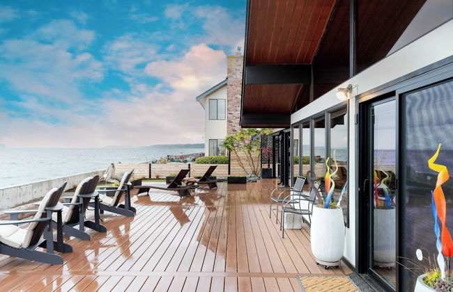 Oceanfront w/ Game Room, Fire Pit, Panoramic Views Angels Landing by Avantstay - Photo 38