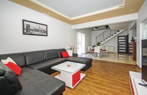 Gorgeous Home In Umcani - Foto 26