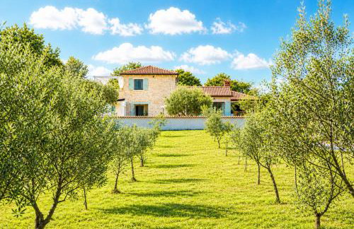 Private 9000qm Estate Villa with Pool and Yacuzzi and Sauna absolute Privacy near Fazana - Foto 38