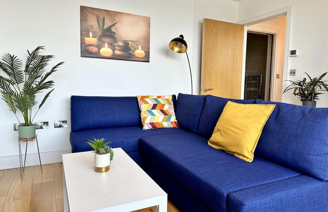 Condo Apartment With Workspace - Foto 23