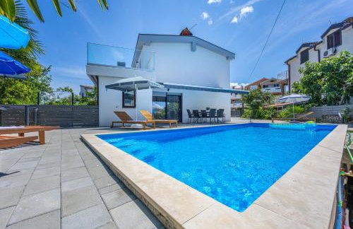 VILLA NINA MALINSKA 150m FROM THE BEACH, SWIMMING POOL - Foto 40
