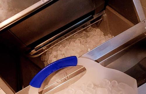 Morumbi, Apartamento Pub, SPA com hidromassagem, PISCINA Aquecida PRIVATIVA, LAREIRA, tudo que você precisa para descansar, trabalhar ou realizar aquela comemoração! Com total conforto e PRIVACIDADE! O Apt Nota 10 de SP! - Foto 79