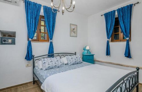 Stunning Home In Svet Vid Dobrinjski - Photo 29