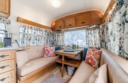 Fabulous Cozy Airstream Perfect for a Small Family Unique Escape in Texas - Foto 9