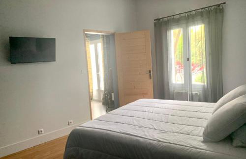 La Passerelle Grande maison avec Piscine chauffée - Foto 18