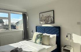 Spacious 3 Bed Apartment In Central Horsham - Photo 26