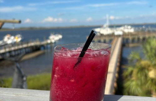 Nirvana Beach House with Sauna & Hottub - Foto 2