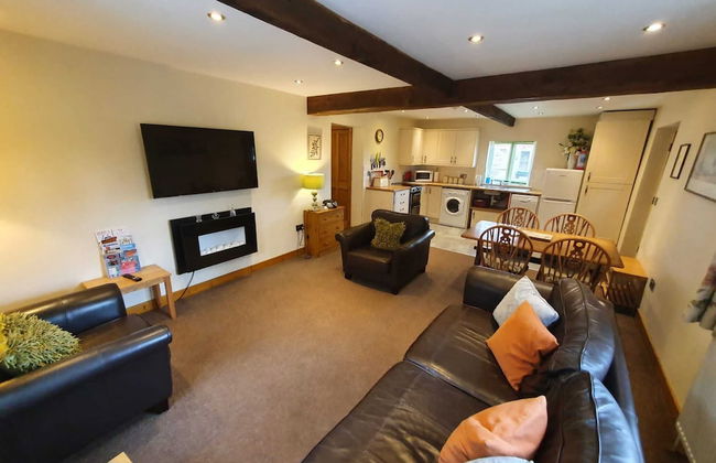 Martin Lane Farm Holiday Cottages - Photo 38