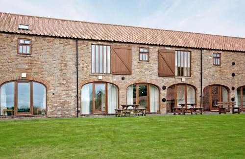 Close Cottage - W41944 - Photo 7