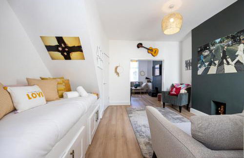 Earp House - Air Host & Stay - Sleeps 7 - Foto 11