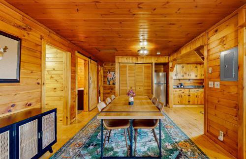 Whispering Pines Retreat - Foto 13