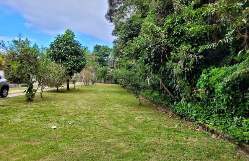 Casa Enorme para 12 pessoas, 4 suites e um fundo com 18mil metros de mata e um pier no rio que sai para o mar-Internet 100MB - Photo 26