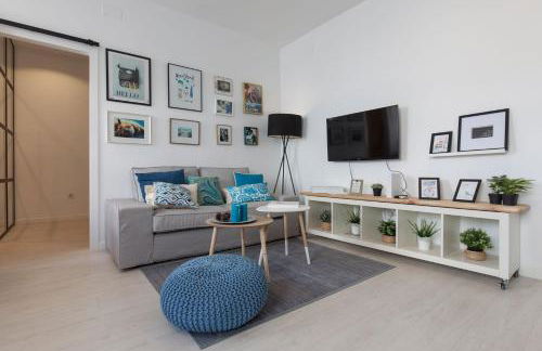 PRECIOSO APT DISEÑO 2 HAB SEVILLA - Foto 1