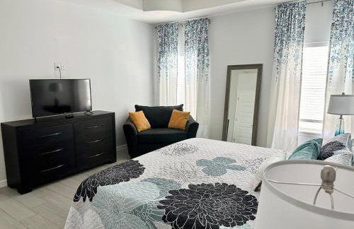 Quiet Cozy Spacious Stay w Private Pool - Foto 39