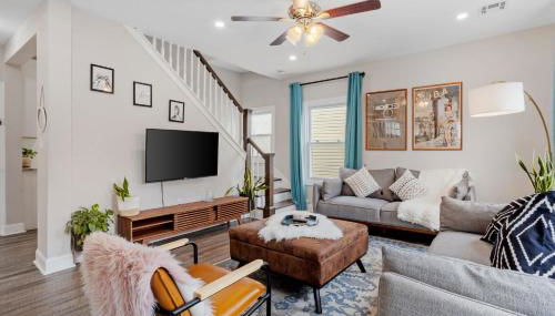 Beautifully Renovated 6BR 2BA 2 Blocks to Beach - Foto 4