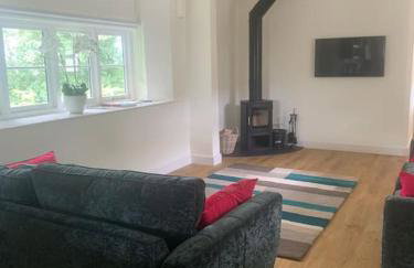 Chillout!! Sussex Flint Cottage- HotTub - Goodwood - Foto 12