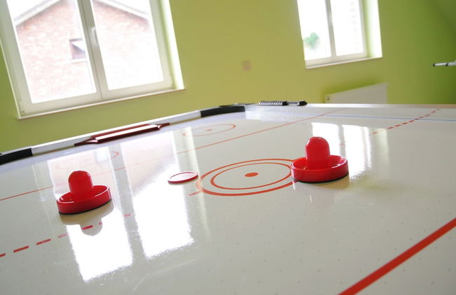 Holiday Home in Somme-leuze With Pool & Sauna - Foto 18