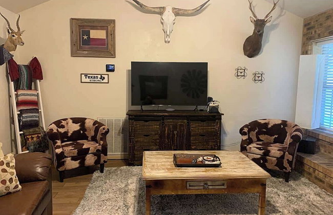 Kerrville Hidden Gem With Firepit and Grill - Great Location - Foto 22