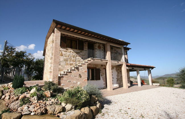 Timeless Villa in Cagli With Garden and Swimming Pool - Foto 1