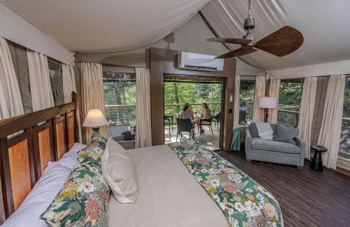 Luxury Family Tree Tent with Private Deck, Soaking Tub & Pizza Oven Near Waterfalls, Zirconia, North Carolina - Foto 20