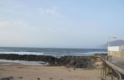 Oasis Famara a 20 m de la playa - Photo 67