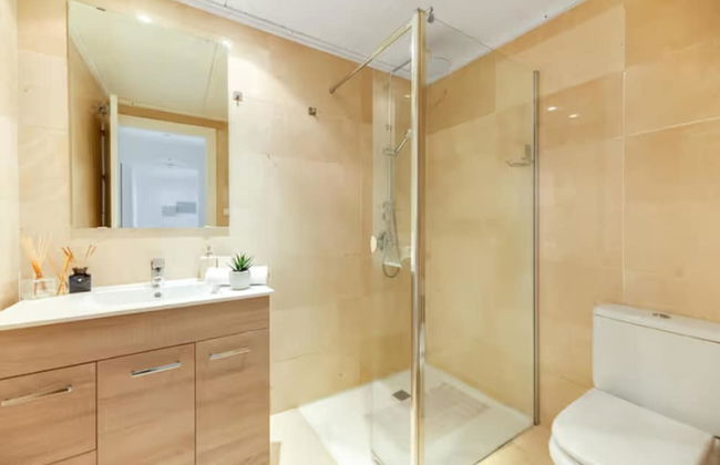 2 Bedrooms - Sleeps 4 - Garden and Pool With View - Photo 17