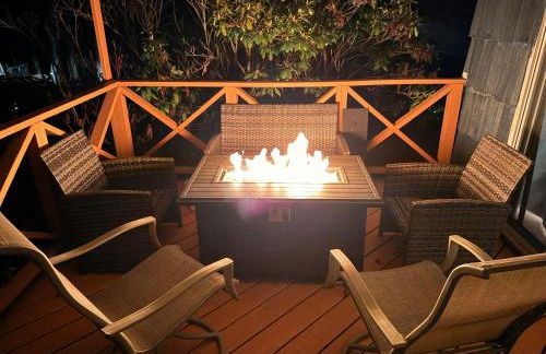 Huge Private Suite with Pool Table, Sauna & Fire Pit - Foto 16