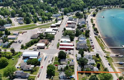 Lil's on the Lake Vintage Cottage on Crystal Lake - Foto 8