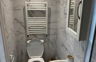 Plumstead one bed studio flat - Foto 8