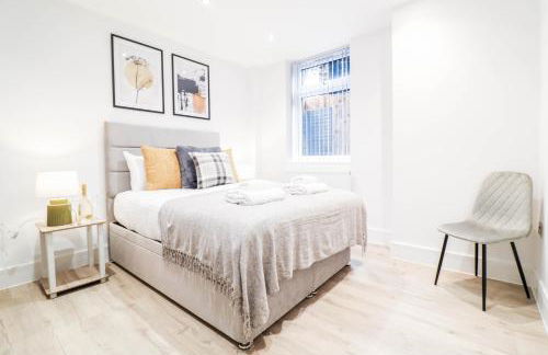 The Dashwood Suite - 2BR Modern Apt with Stylish Design Decor, Free Secure Underground Parking & 50" Smart TV - Foto 2