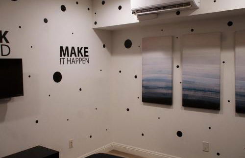 Noir and Gold Retreat - Foto 13