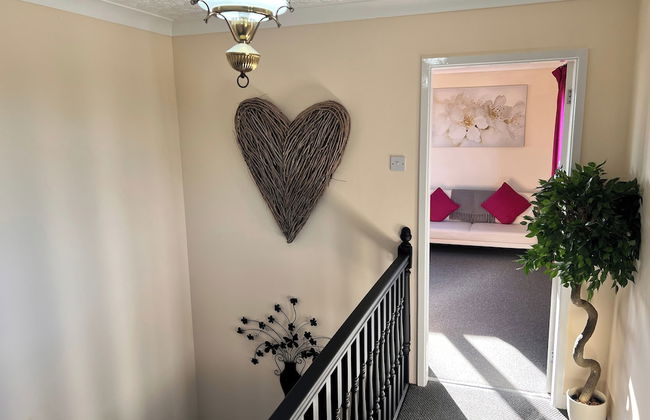 Detached Farmhouse 4 Bed/sleeps 9, Mountain Views! - Foto 29