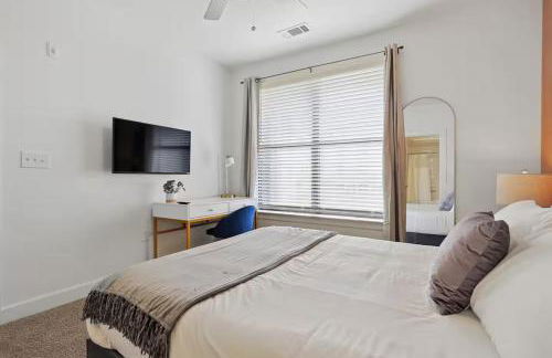 Stylish 2B near Legacy West Wi-Fi Fitness Pool 2349 - Foto 27