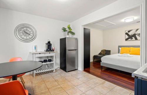 Lovely Relaxing Private Studio Near Westlake - Photo 7