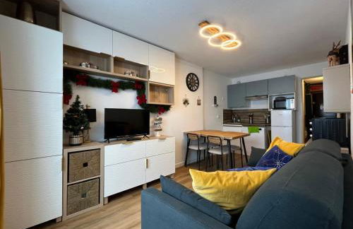 Appartement studio cabine avec vue panoramique au pied des pistes - Foto 2