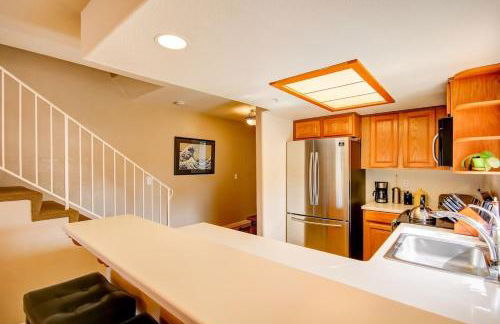 South Bluff Beauty Ocean Views Galore 2 Bedroom - Photo 7