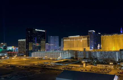 Condo at Platinum Hotel Strip View - Foto 1