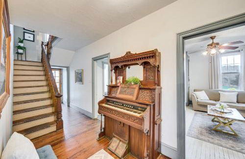 Pet and Family Friendly! Home with Fenced Yard and Deck - Foto 12