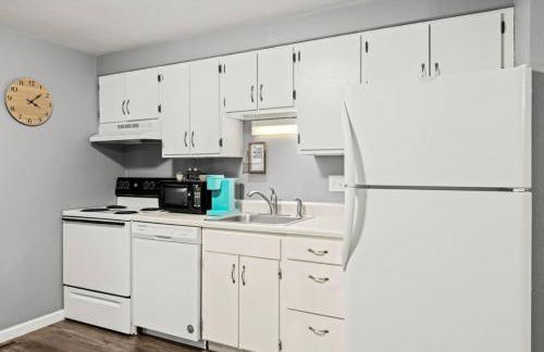 Peaceful 2BD 10 mins from DT Peoria - Foto 9