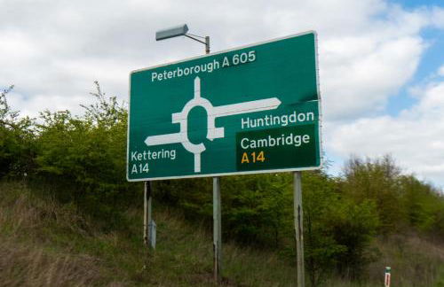 Chestnut Contractor Stays - Photo 10