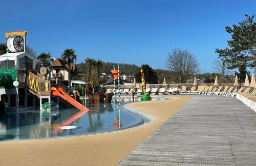 Mobil Home récent en Camping 5 étoiles sur la côte de Normandie plage 1400 m - Photo 12