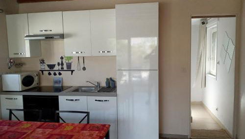 Single storey 40m² bordering pine forest and spa - Foto 3