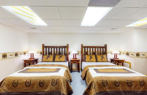 The 19th Hole Lakeside - Photo 36