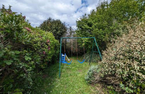 Rare pearl with garden facing the sea - Photo 17