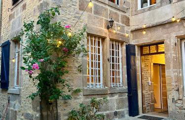 Maison intra muros - Photo 1