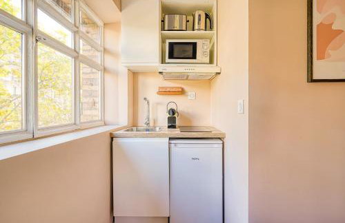 2-Bedroom Air-Conditioned Apartment in the Heart of Paris 17th - Foto 15